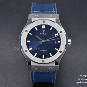 Classic Fusion 42mm SS JJ+F esfera azul correa de piel azul A1110