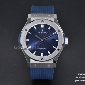 Classic Fusion 42mm SS JJ+F cadran bleu bracelet caoutchouc bleu A1110