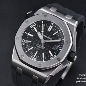 Royal Oak Offshore Diver 15703 42mm GF Black Dial Black Rubber Strap A2824