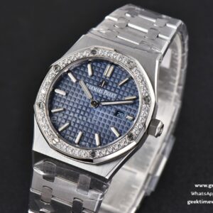 Royal Oak Ladies 33mm 8F Diamond Blue Dial SS Bracelet Swiss Quartz