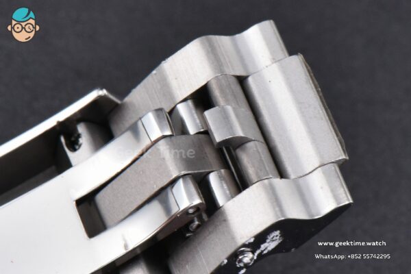 GMT Master II 126713 40mm GMF 904L YG/SS Black/Gray Bezel Black Dial Jubilee Bracelet SH3285 - Image 32