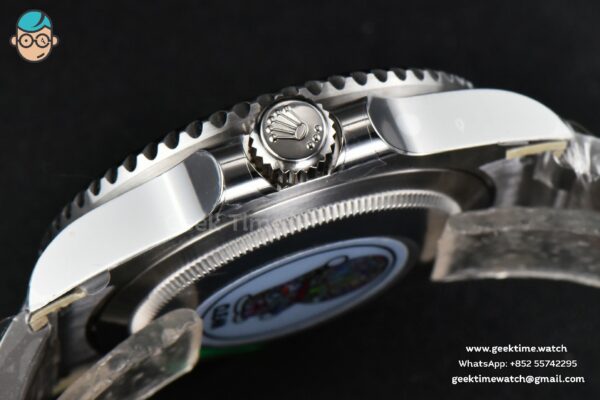 GMT-Master II 116710 LN Clean CF Black Ceramic Oyster Bracelet VR3186 - Image 22