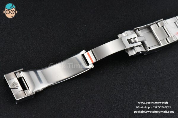 GMT-Master II 116710 LN Clean CF Black Ceramic Oyster Bracelet VR3186 - Image 14