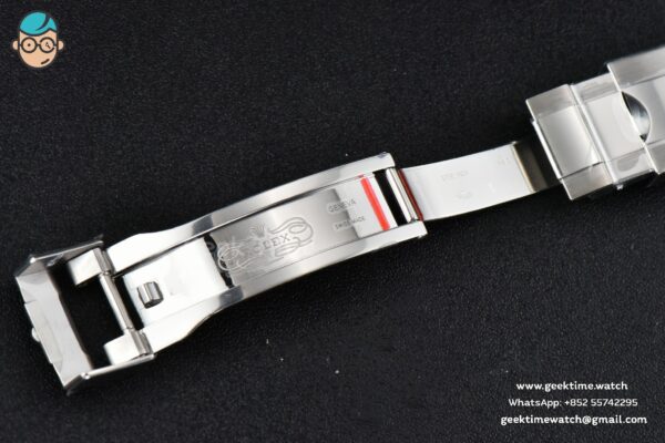GMT-Master II 116710 LN Clean CF Black Ceramic Oyster Bracelet VR3186 - Image 11