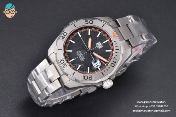 Aquaracer Bamford OF 43MM Black/Orange Dial SS BraceletAquaracer Calibre 7 GMT OF 43MM Blue/Red Bezel Black Dial Swiss SW200 - Image 3