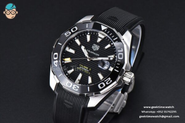 Aquaracer Calibre 5 OF 43MM Black Dial Black Bezel Rubber Strap Swiss SW200