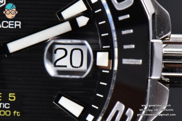 Aquaracer Calibre 5 OF 43MM Black Dial Black Bezel Rubber Strap Swiss SW200 - Image 7