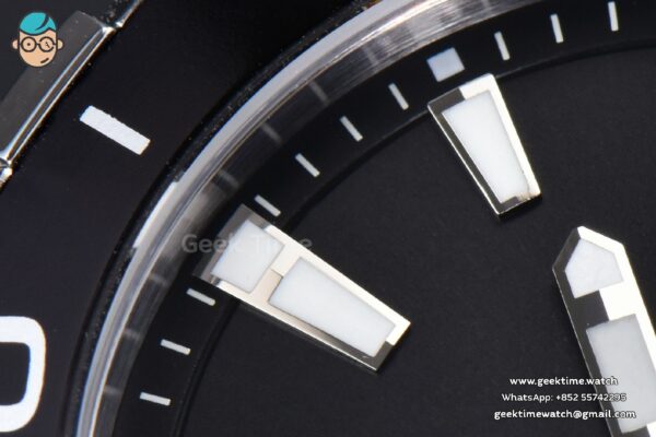 Aquaracer 300M OF 43MM Black Dial Rubber Strap Quartz - Image 3