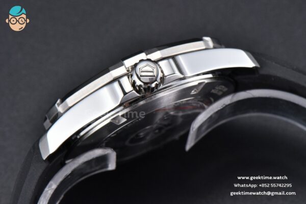 Aquaracer 300M OF 43MM Black Dial Rubber Strap Quartz - Image 11