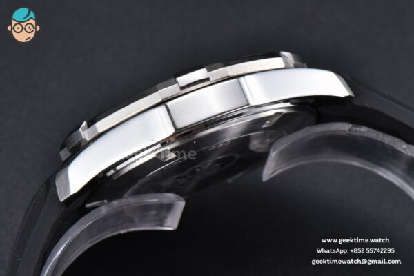 Aquaracer 300M OF 43MM Black Dial Rubber Strap Quartz - Image 12