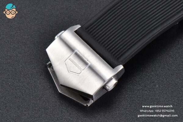 Aquaracer 300M OF 43MM Black Dial Rubber Strap Quartz - Image 13