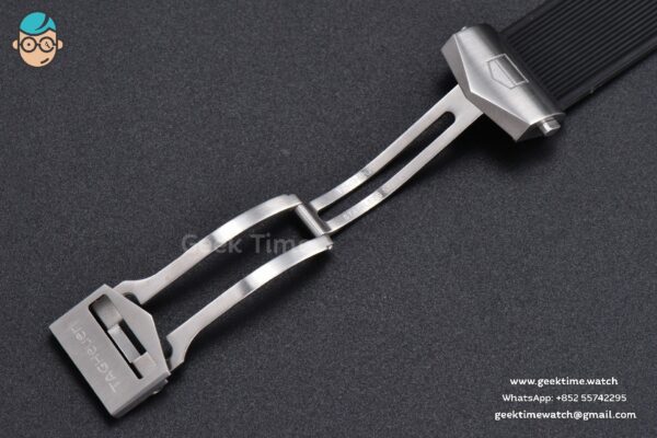 Aquaracer 300M OF 43MM Black Dial Rubber Strap Quartz - Image 15