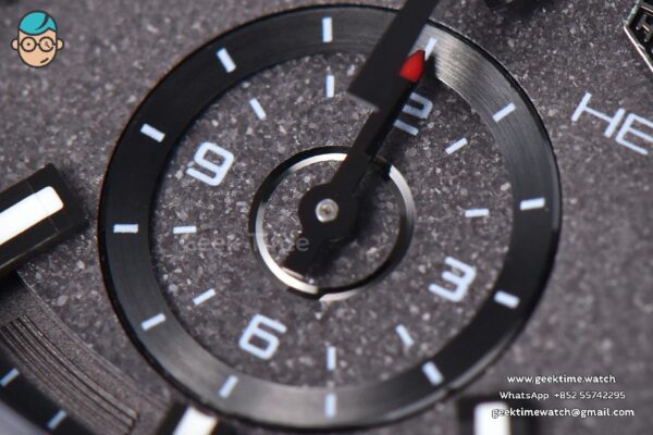Calibre Heuer 01 Chrono XF 43MM PVD Gray Dial Black Rubber Strap A1887 - Image 5