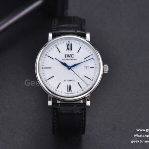Portofino ‘150 Years’ 40mm V7F cadran blanc index bleus bracelet cuir noir A2892/SW200