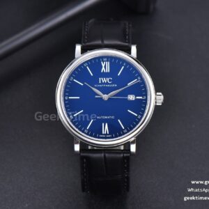 Portofino ‘150 Years’ 40mm V7F cadran bleu index argentés bracelet cuir noir A2892/SW200