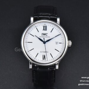 Portofino V7F 40mm quadrante bianco lancette blu cinturino in pelle nera A2892