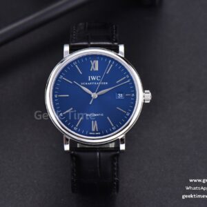 Portofino ‘150 Years’ 40mm V7F cadran bleu ‘Red 60’ bracelet cuir noir A2892/SW200