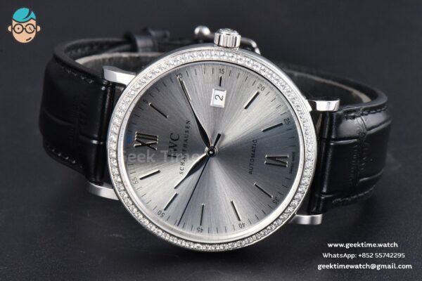 Portofino V7F 40MM Diamond Silver Dial Black Leather Strap A2892 - Image 11