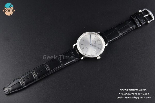 Portofino V7F 40MM Diamond Silver Dial Black Leather Strap A2892 - Image 29