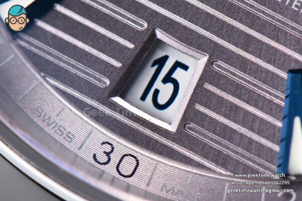 Aqua Terra 150M VSF 41MM Gray Dial SS Bracelet A8900 - Image 5
