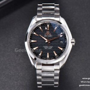 Aqua Terra 150M VSF 41mm esfera negra con motivo de ondas índices YG brazalete SS A8500