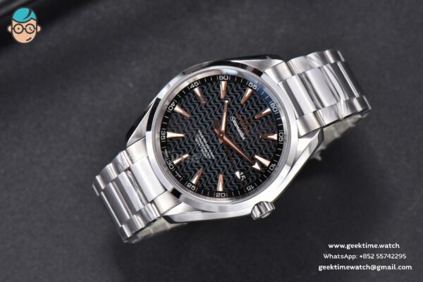 Aqua Terra 150M VSF 41MM Black Wave Dial YG Markers SS Bracelet A8500 - Image 3