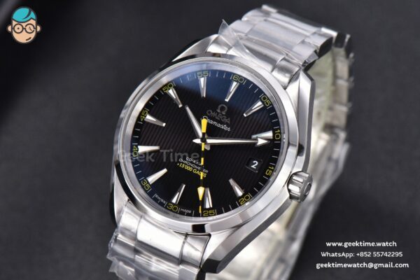 Aqua Terra 150M VSF 41MM Black Textured Dial Bumble Bee SS Bracelet A8500