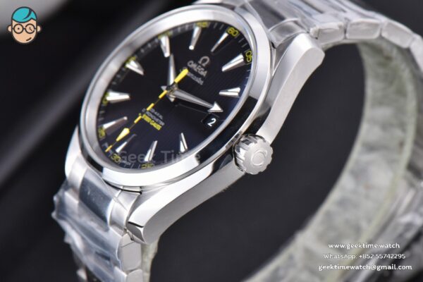 Aqua Terra 150M VSF 41MM Black Textured Dial Bumble Bee SS Bracelet A8500 - Image 9