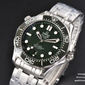 Seamaster Diver 300M 42mm VSF Green Ceramic Green Dial SS Bracelet A8800