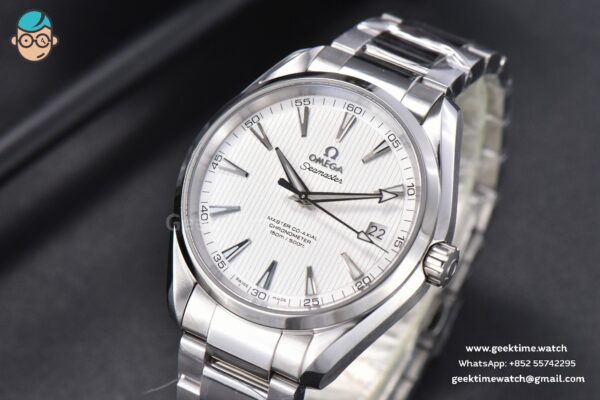 Aqua Terra 150M VSF 41MM White Textured Dial SS Bracelet A8500
