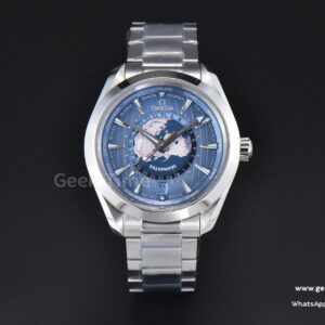 Aqua Terra 150m GMT Worldtimer 43mm VSF Ice Blue Dial SS Bracelet A8938