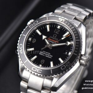 Planet Ocean 600m 42mm VSF Black Dial SS Bracelet A8500