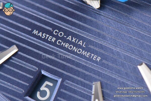 Aqua Terra 150M Master Chronometers VSF 41MM Dark Blue Dial Blue Hand Rubber Strap A8900 - Image 3