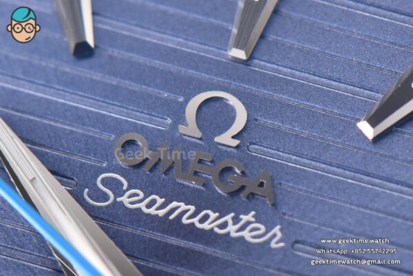 Aqua Terra 150M Master Chronometers VSF 41MM Dark Blue Dial Blue Hand Rubber Strap A8900 - Image 5