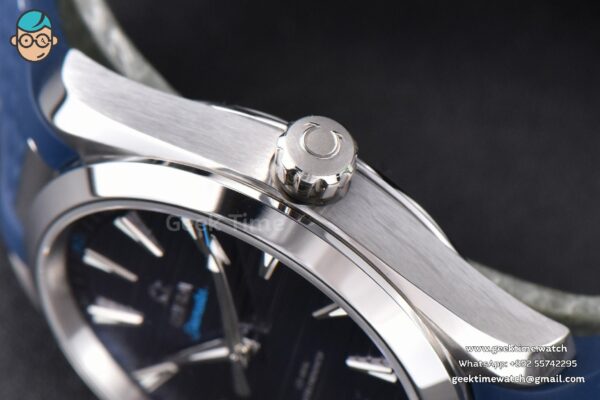 Aqua Terra 150M Seamaster VSF 41MM Blue Dial Silver Hands Blue Rubber Strap A8900 - Image 9