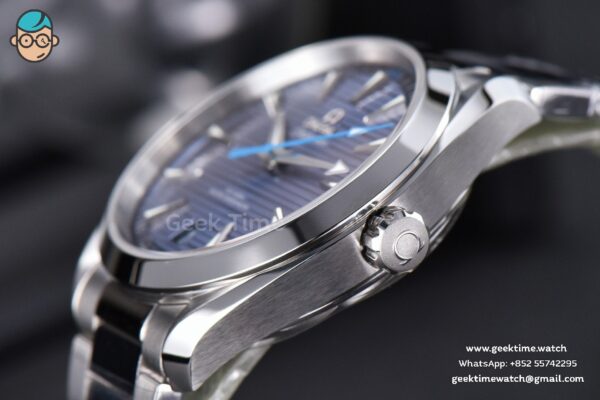 Aqua Terra 150M VSF 41MM Light Blue Dial Blue Hand Silver Markers SS Bracelet A8900 - Image 9