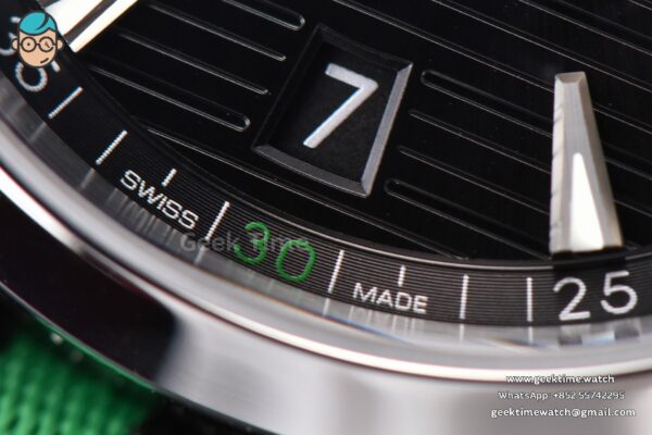 Aqua Terra 150M Master Chronometers VSF 41MM Black Dial Green Hand Nylon Strap A8900 - Image 4