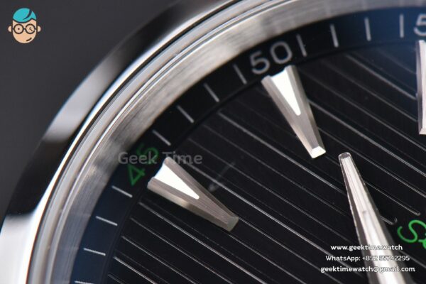 Aqua Terra 150M Master Chronometers VSF 41MM Black Dial Green Hand Nylon Strap A8900 - Image 5