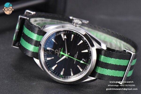 Aqua Terra 150M Master Chronometers VSF 41MM Black Dial Green Hand Nylon Strap A8900 - Image 12