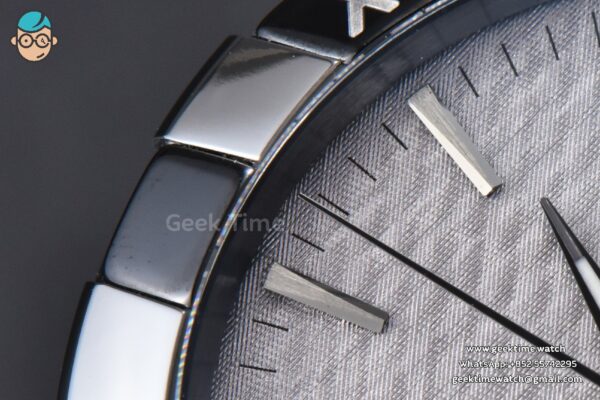 Constellation 41MM VSF Black Dial Black Black/Silver Bezel Gummy Strap A8900 - Image 4