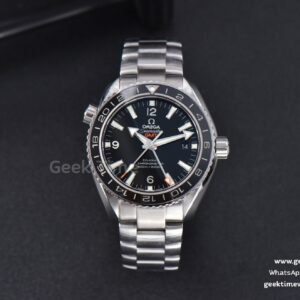 Planet Ocean 600m GMT 43.5mm VSF Black Dial SS Bracelet A8906