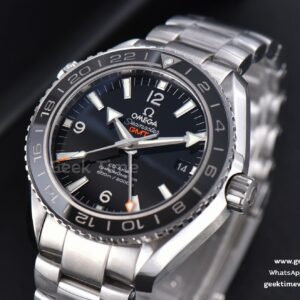 Planet Ocean 600m GMT 43.5mm VSF Black Dial SS Bracelet A8906