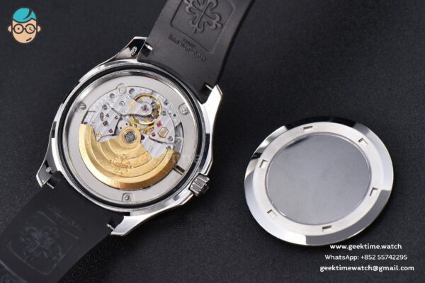 Aquanaut 5167 40mm 3KF Black Dial Black Rubber Strap A324 - Image 12