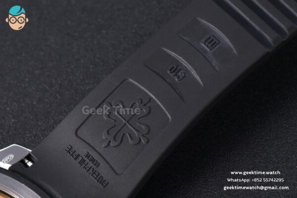 Aquanaut 5167 40mm 3KF Black Dial Black Rubber Strap A324 - Image 20