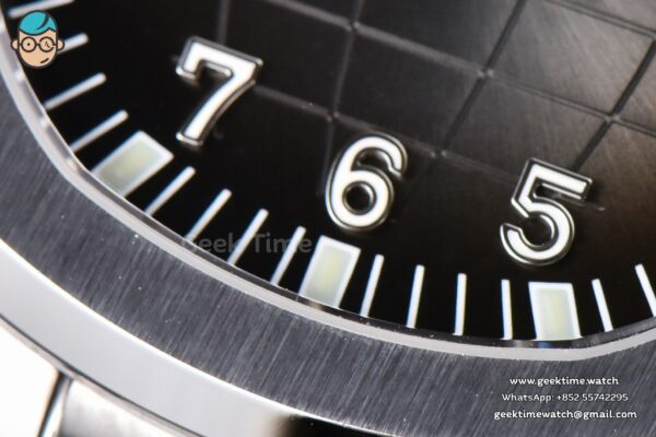 Aquanaut 5167 40mm 3KF Black Dial SS Bracelet A330 V3 - Image 6