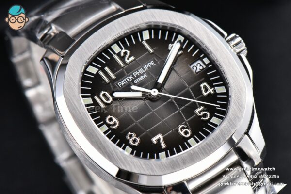Aquanaut 5167 40mm 3KF Black Dial SS Bracelet A330 V3 - Image 8