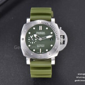 PAM1055 42mm Luminor Submersible VSF su cinturino in caucciù verde P.900 Clone