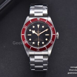 Heritage 2016 Black Bay Shield Red 41mm ZF SS Bracelet A2824
