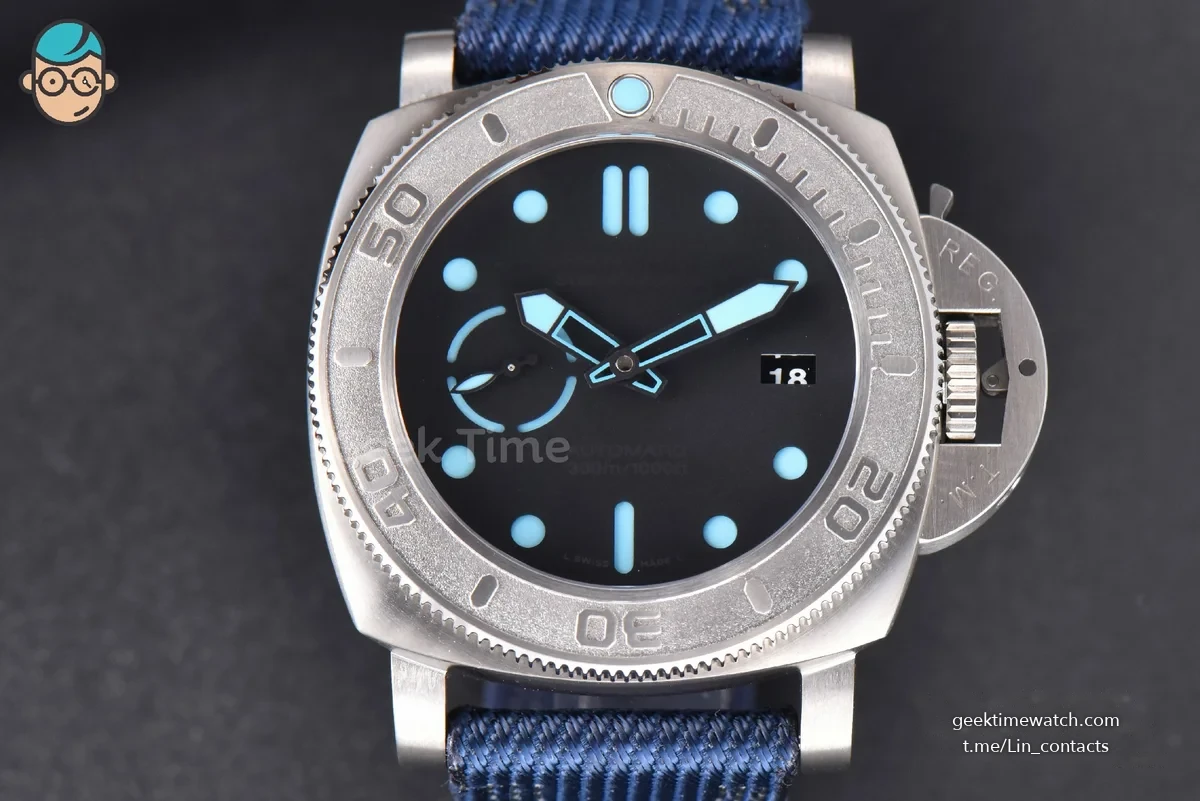 PAM985 Mike Horn Submersible Titanium VSF 47mm Black Dial Nylon Strap P9010