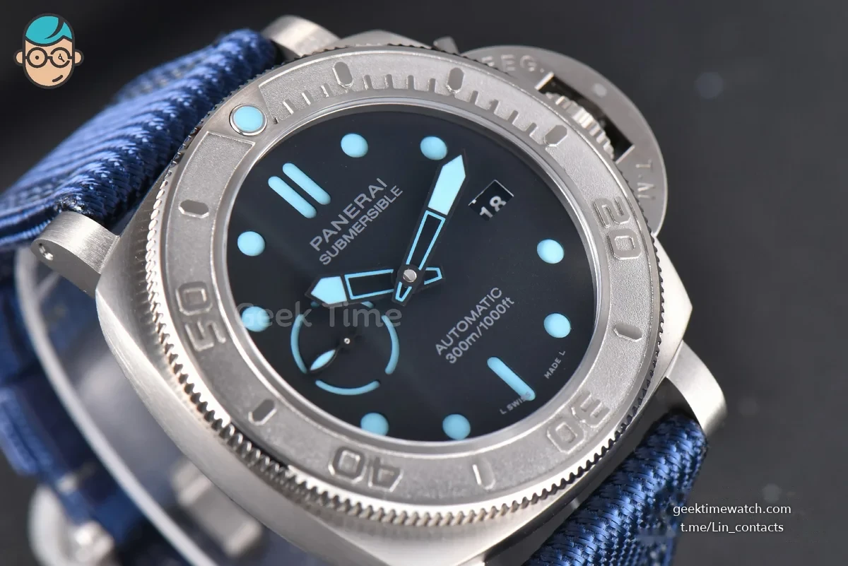 PAM985 Mike Horn Submersible Titanium VSF 47mm Black Dial Nylon Strap P9010